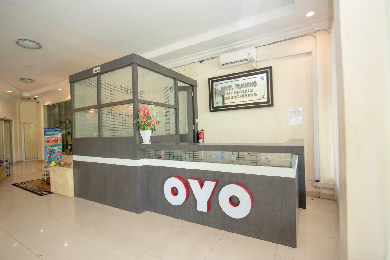 Oyo 1164 Edotel Mahligai By Smkn 2 Tanjung Pinang Eksteriør bilde